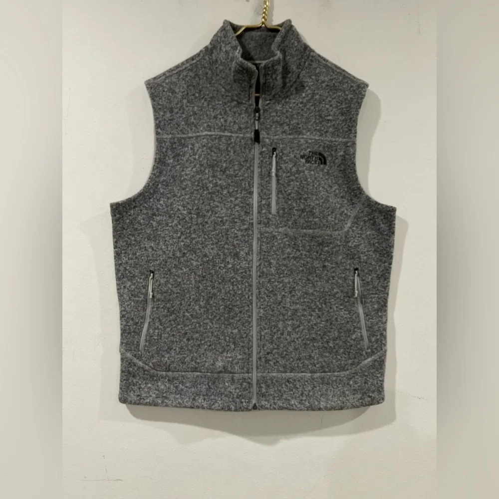 The North Face Charcoal Sleeveless Jacket NWOT Men's Tsillan Knit Full Zip Vest